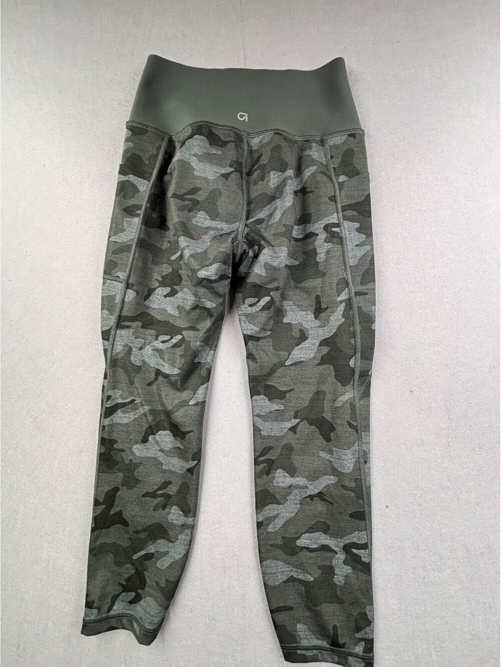 GAPFIT Sculpt Revolution Women Size Small Regular Legging Camouflage - Picture 4 of 7